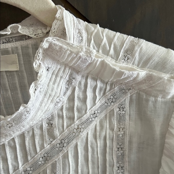 Doen Cream Blouse with Delicate Details - Picture 5 of 8